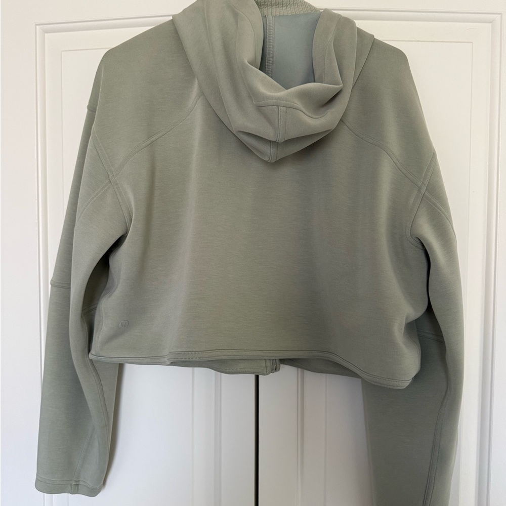 Lululemon Jacket - Picture 2 of 3